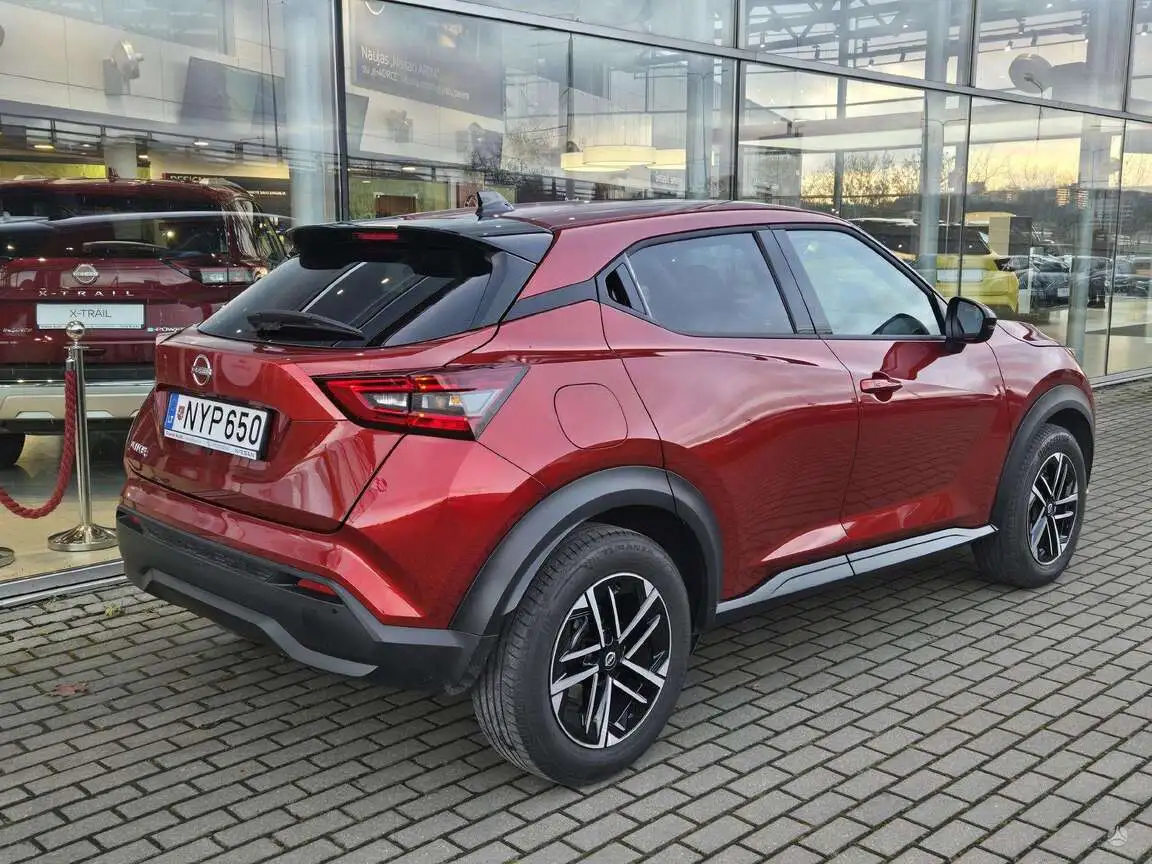 NISSAN JUKE
