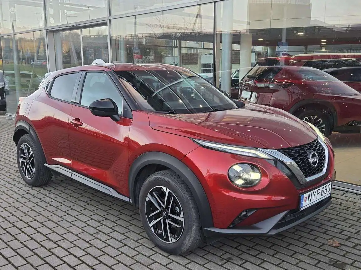 NISSAN JUKE