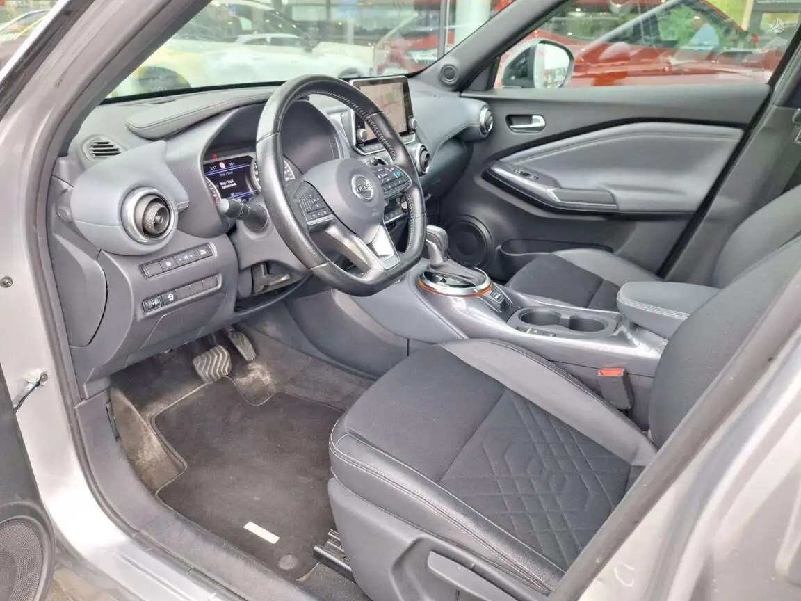 NISSAN JUKE
