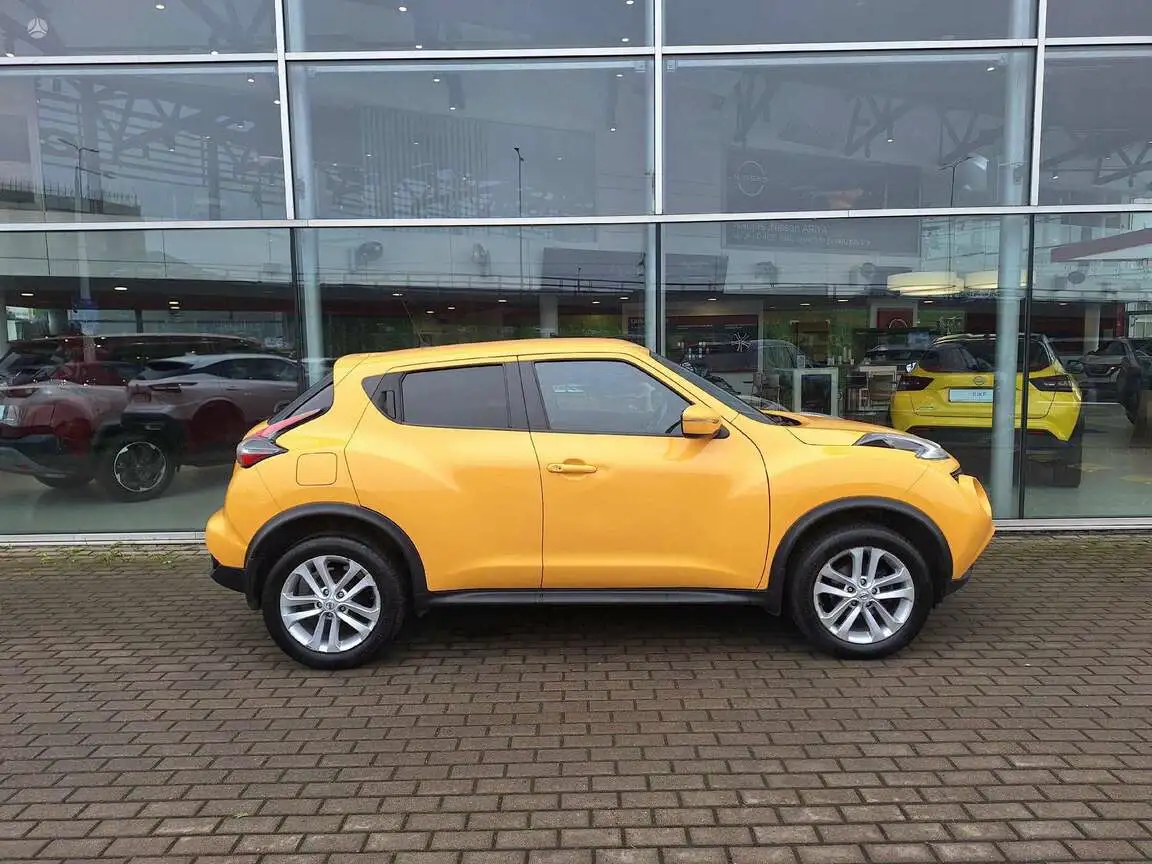 NISSAN JUKE