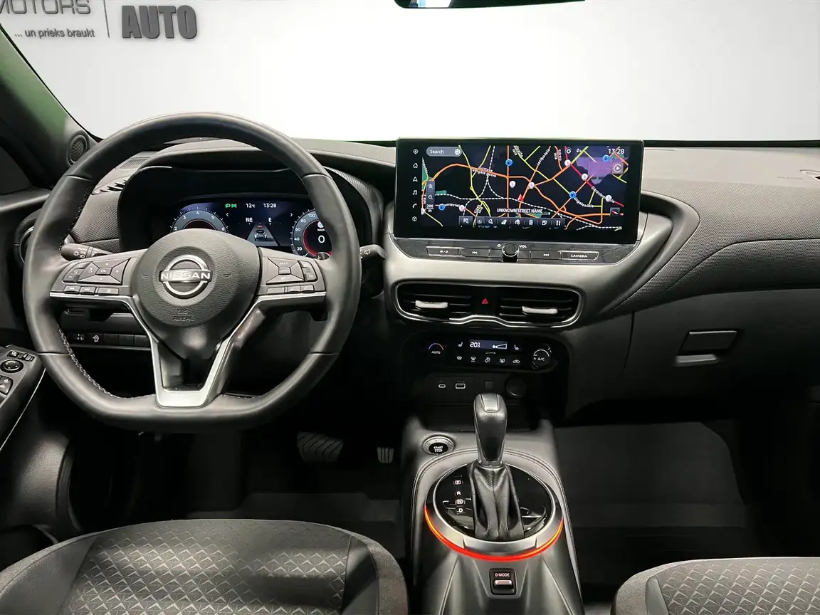 NISSAN JUKE