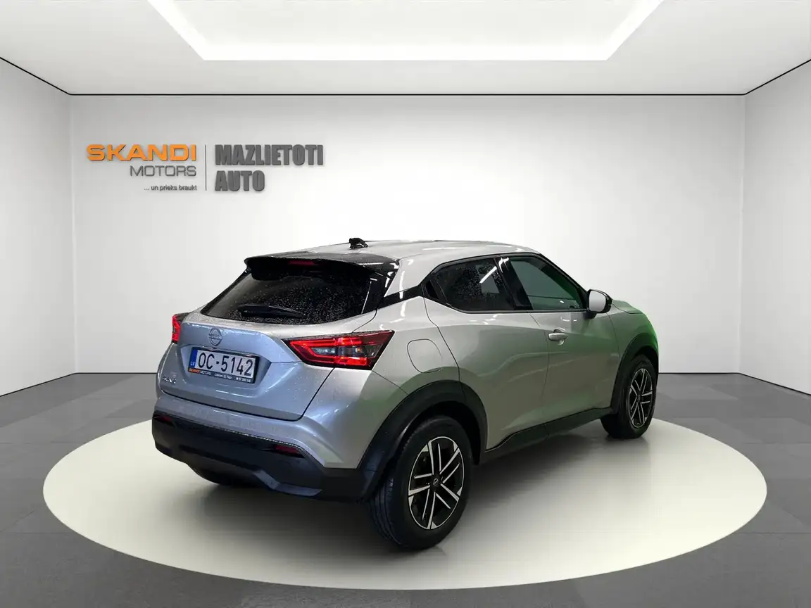 NISSAN JUKE