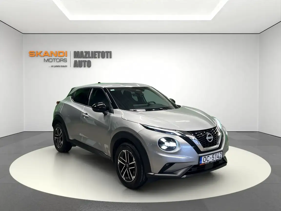 NISSAN JUKE