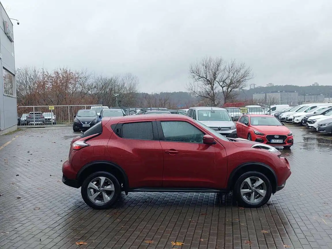 NISSAN JUKE