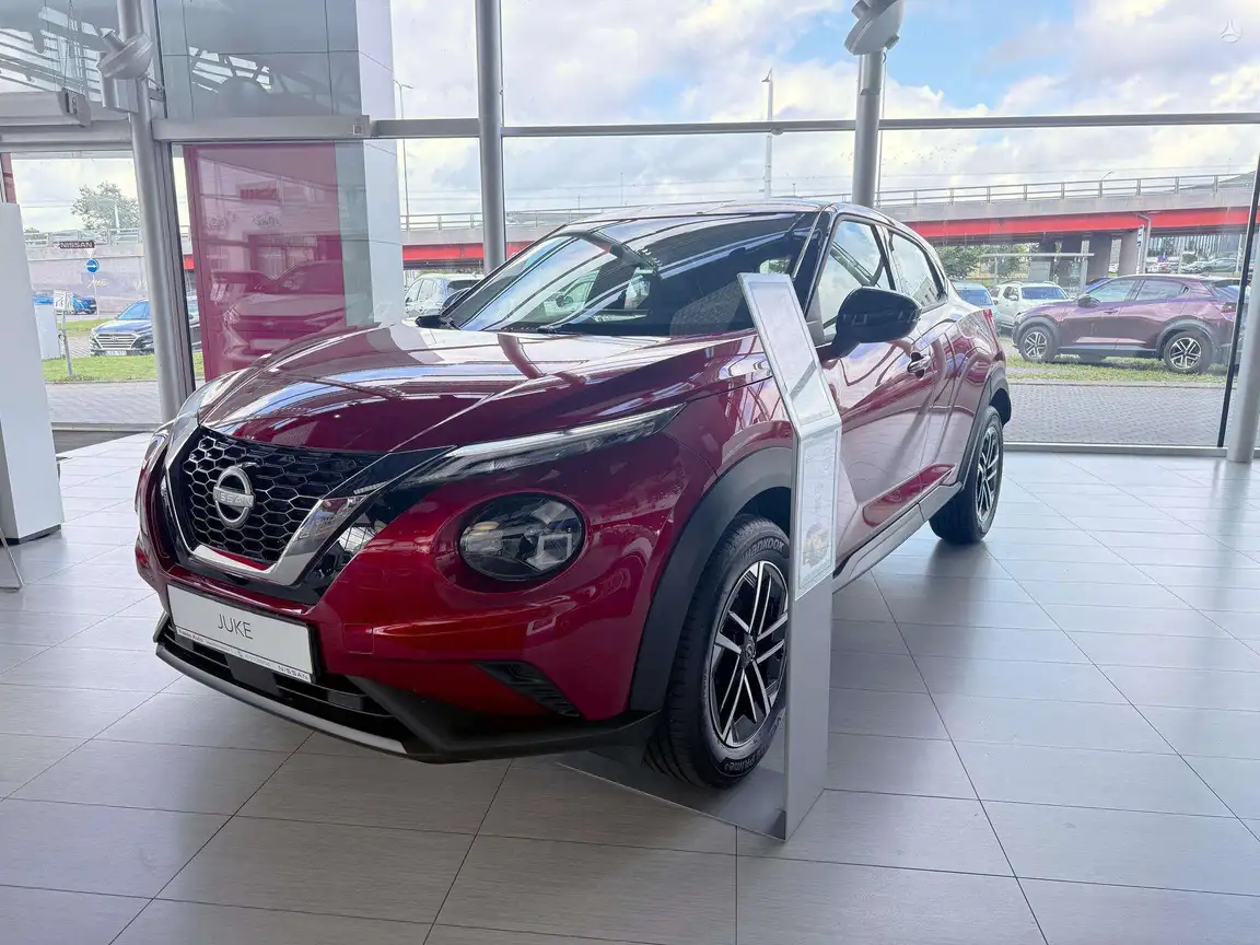 NISSAN JUKE