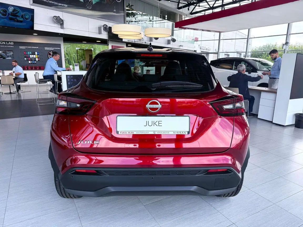 NISSAN JUKE