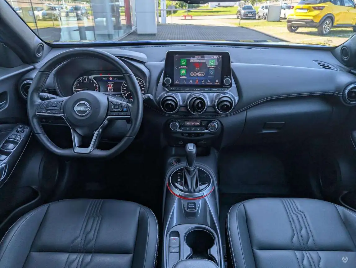 NISSAN JUKE