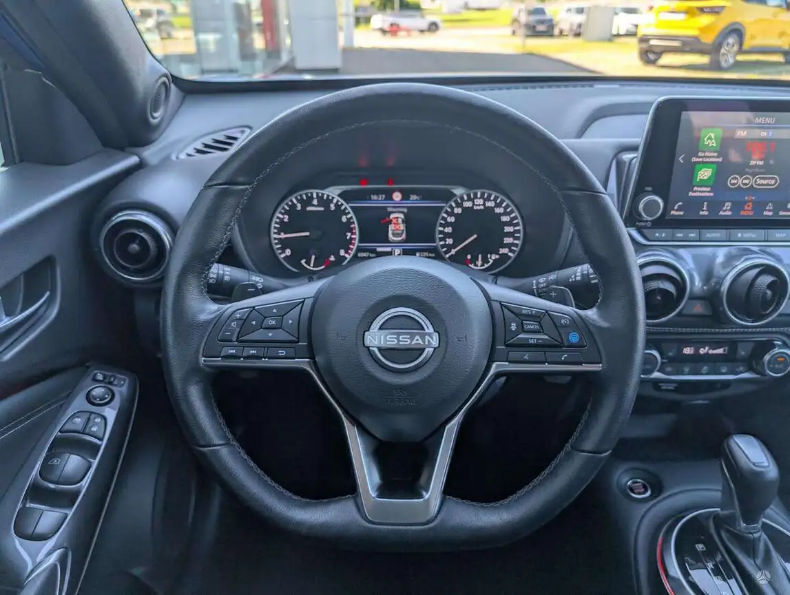 NISSAN JUKE