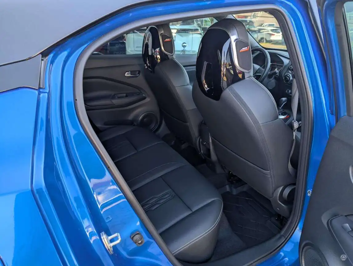 NISSAN JUKE