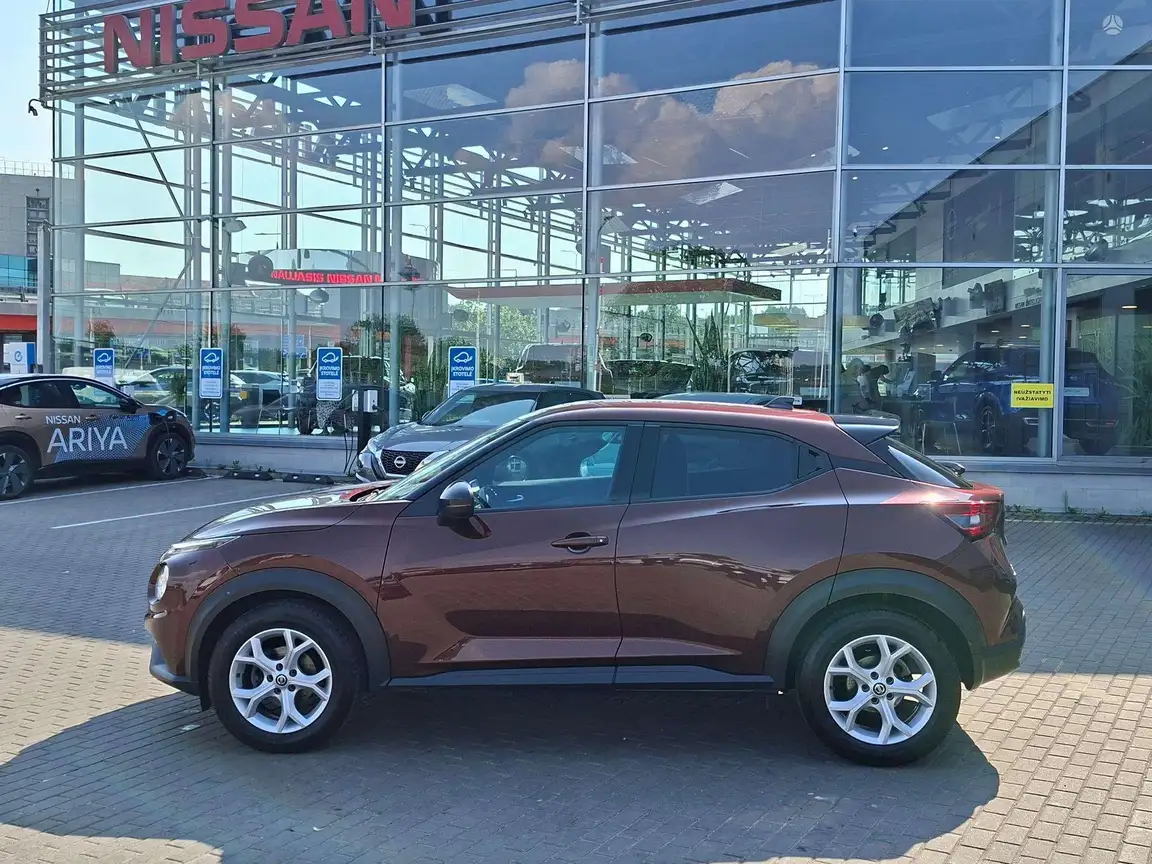 NISSAN JUKE