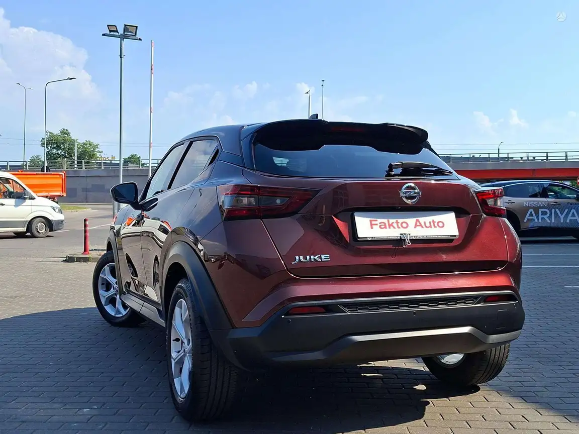 NISSAN JUKE