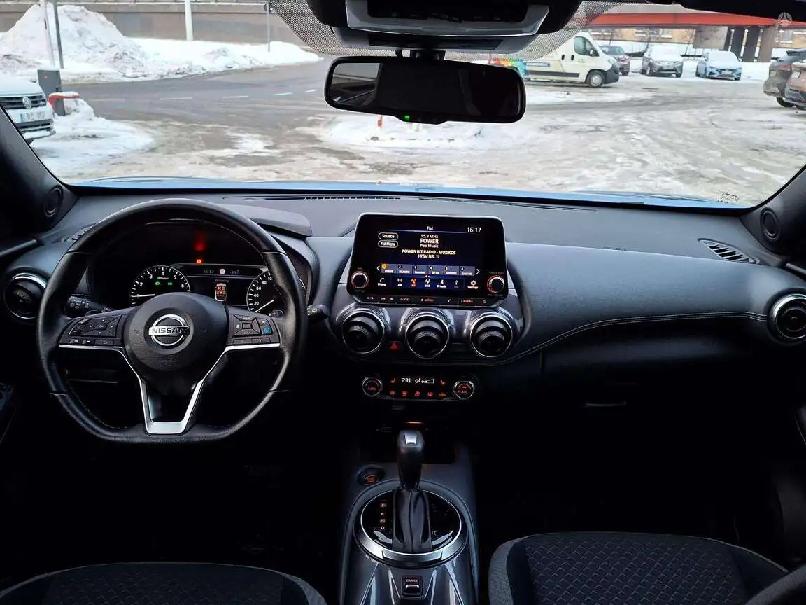 NISSAN JUKE