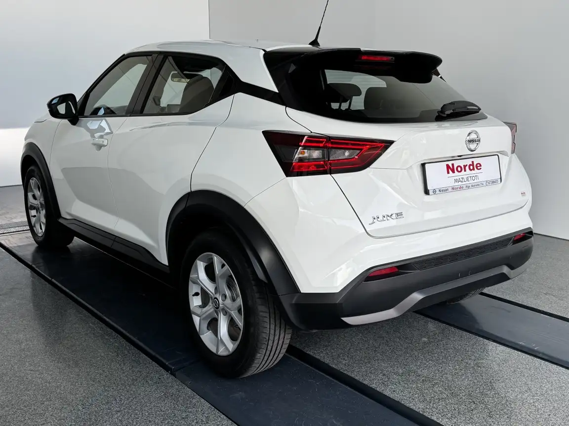 NISSAN JUKE