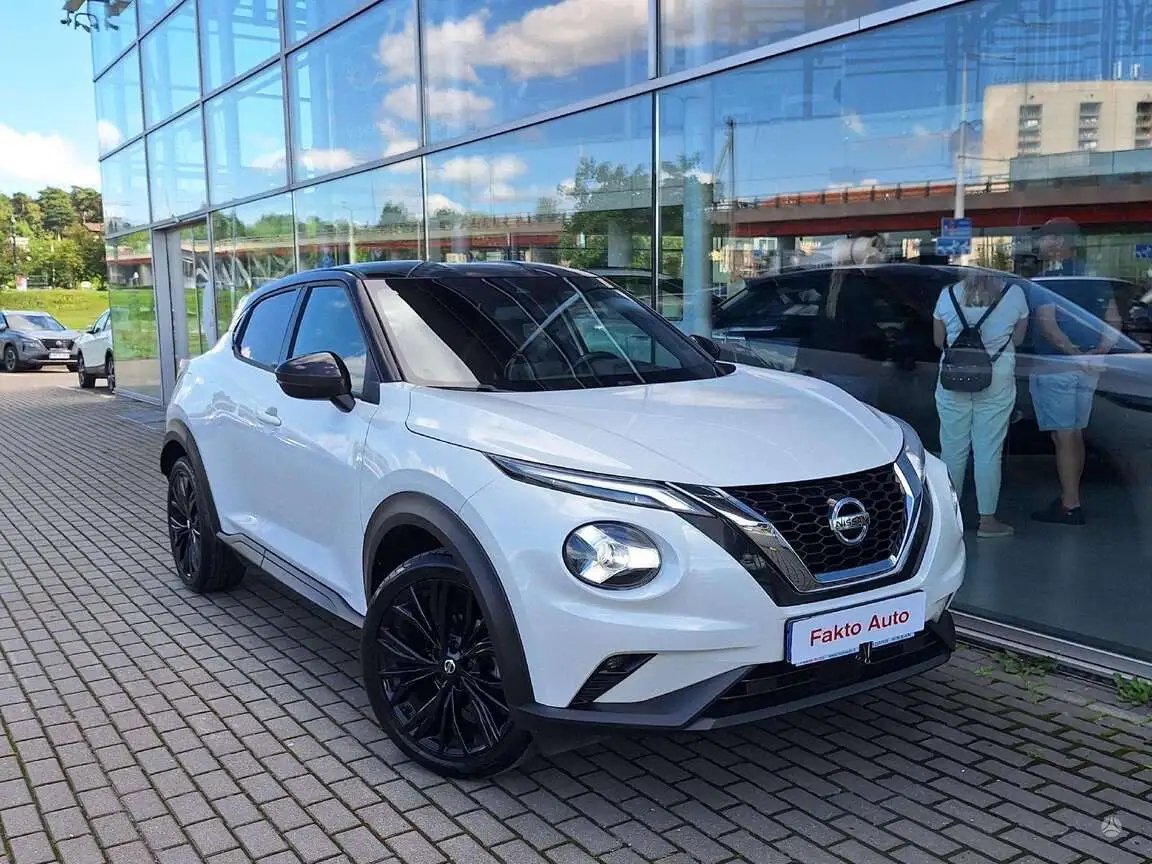 NISSAN JUKE