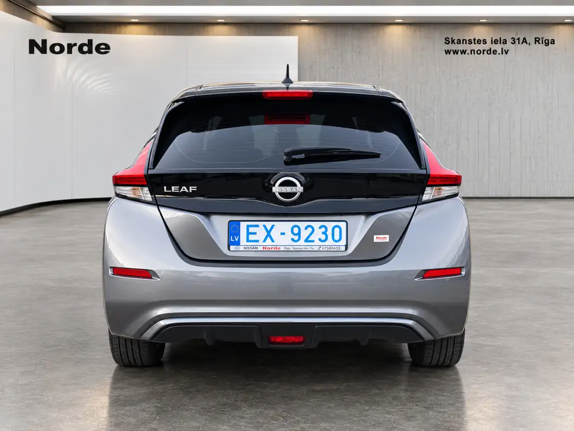NISSAN LEAF