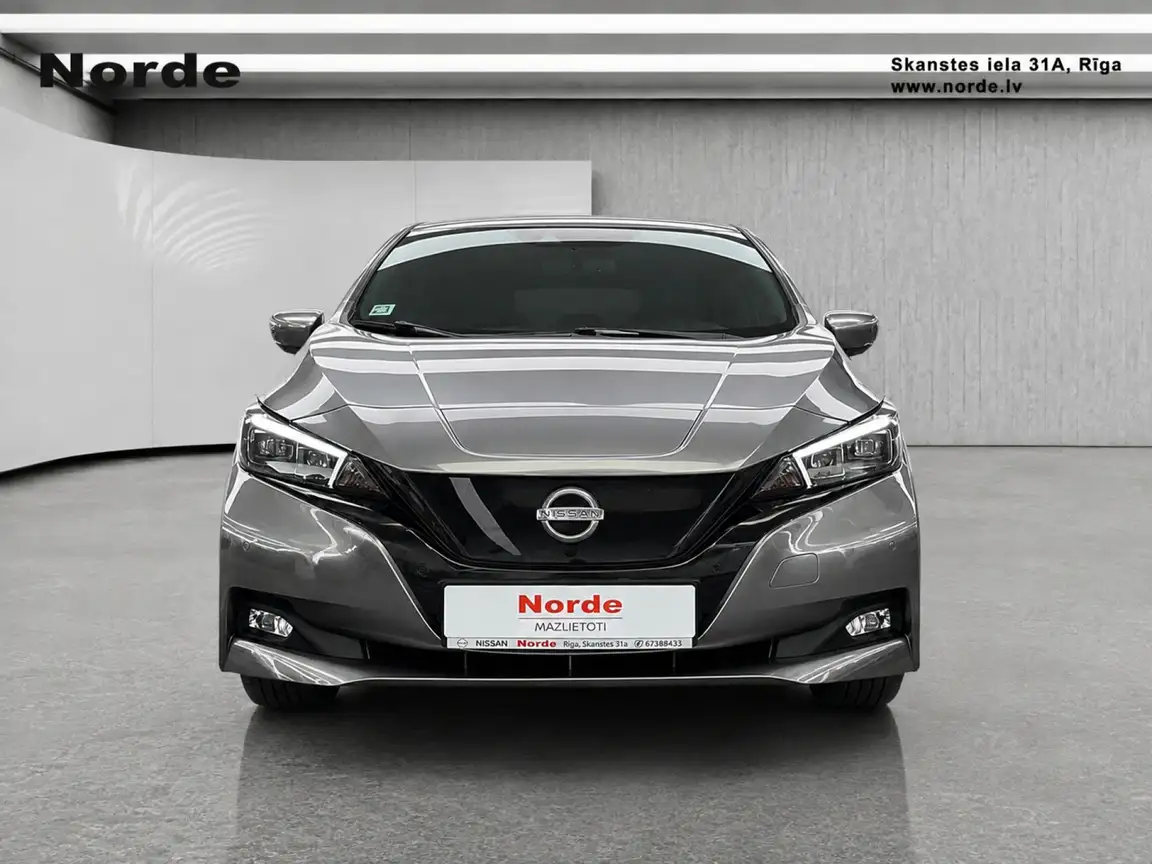 NISSAN LEAF