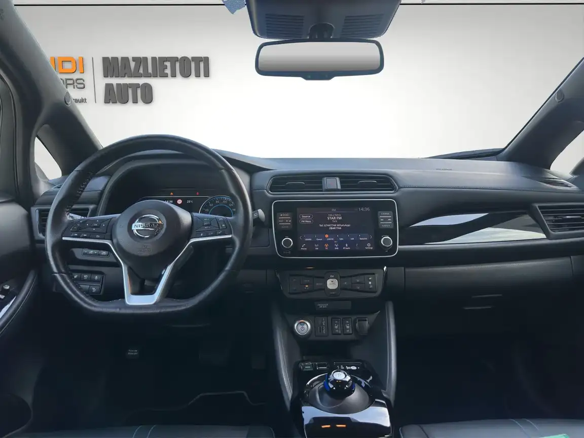 NISSAN LEAF