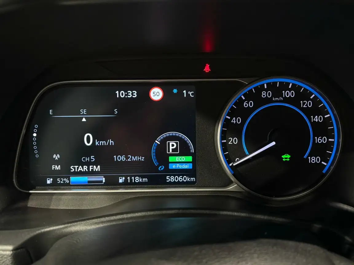NISSAN LEAF
