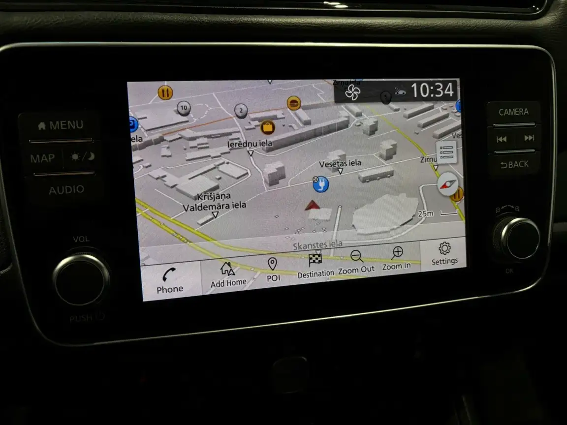 NISSAN LEAF