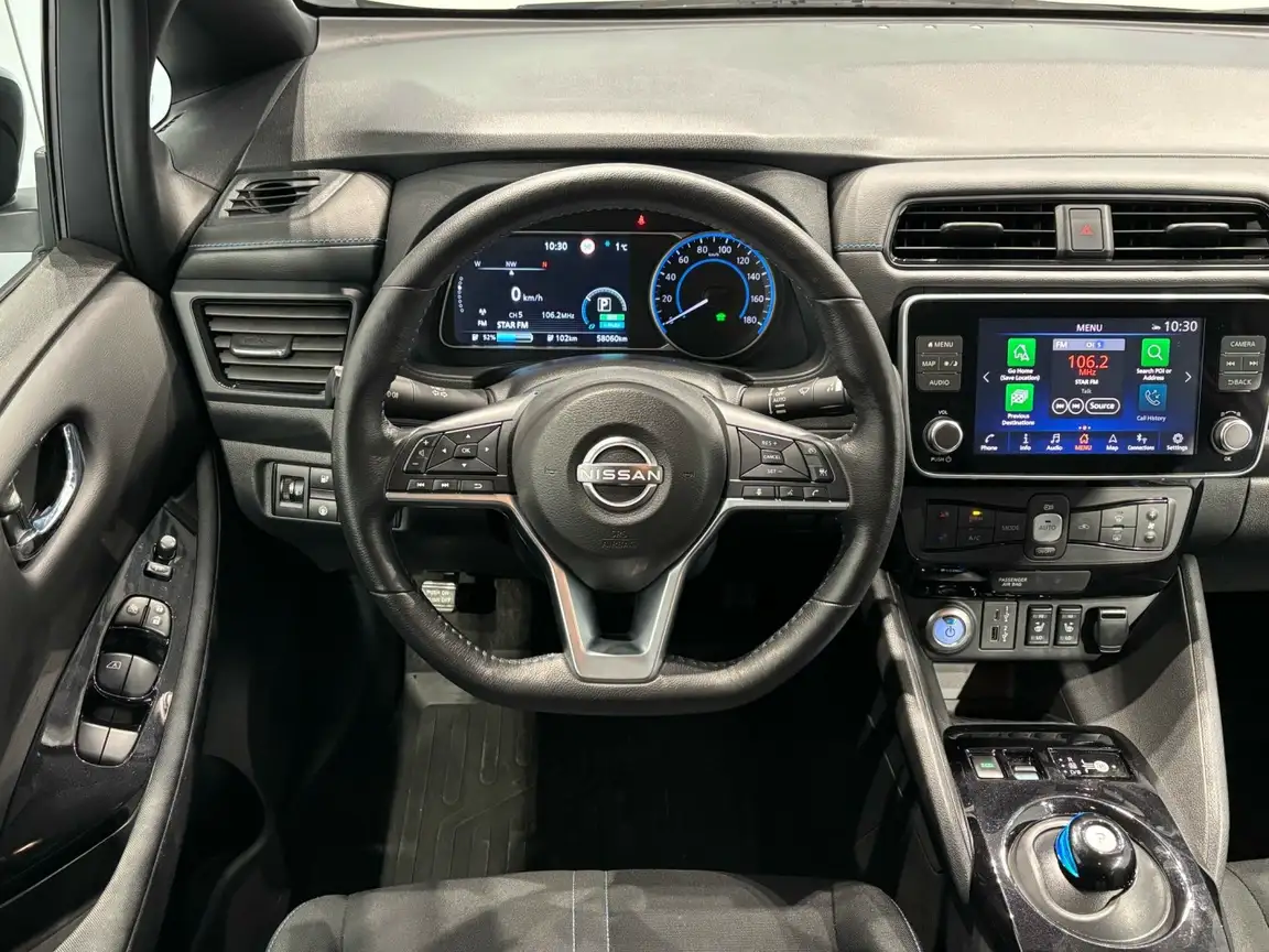 NISSAN LEAF
