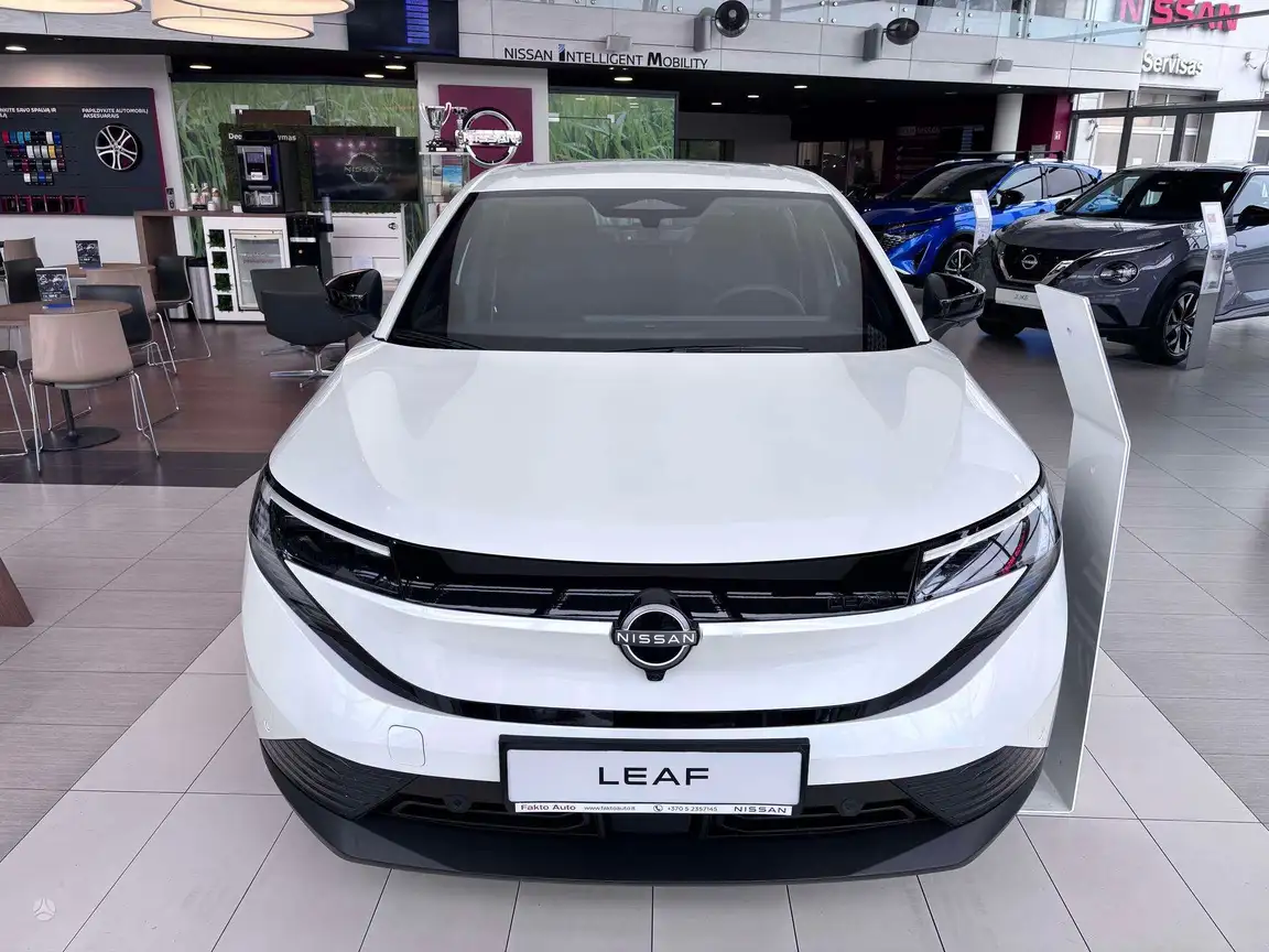 NISSAN LEAF