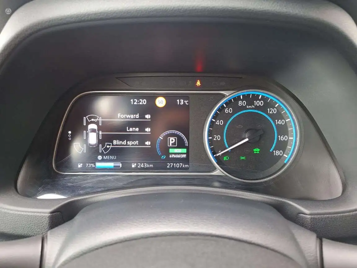 NISSAN LEAF
