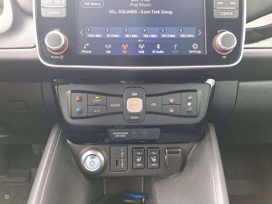 NISSAN LEAF