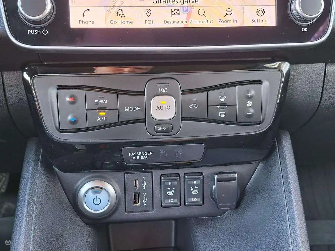 NISSAN LEAF