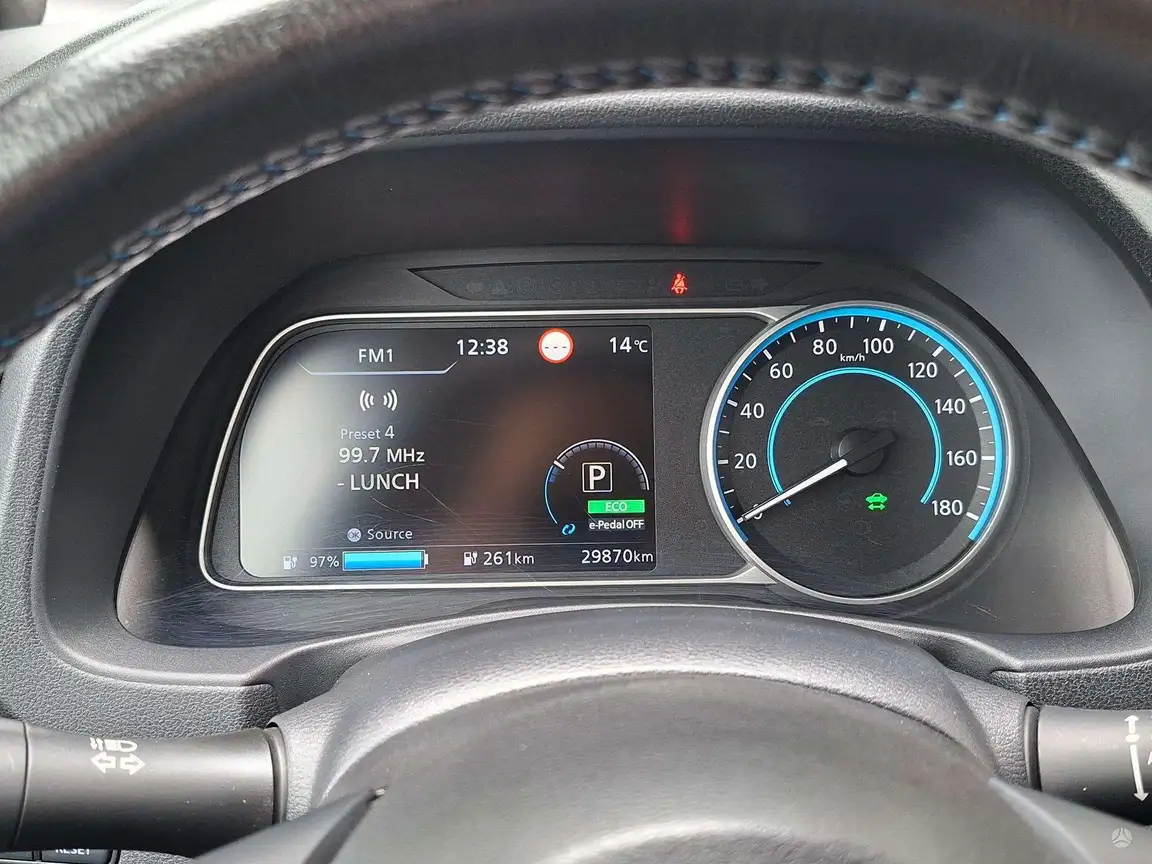 NISSAN LEAF