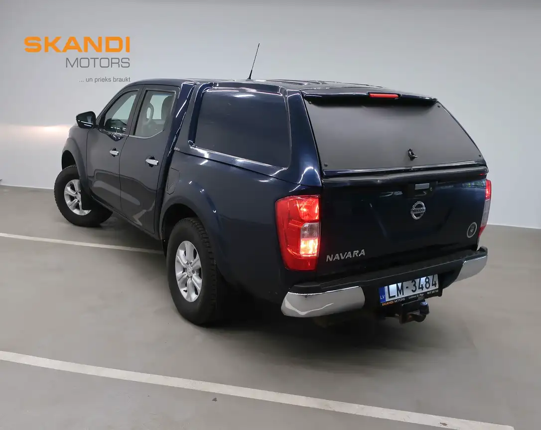 NISSAN NAVARA