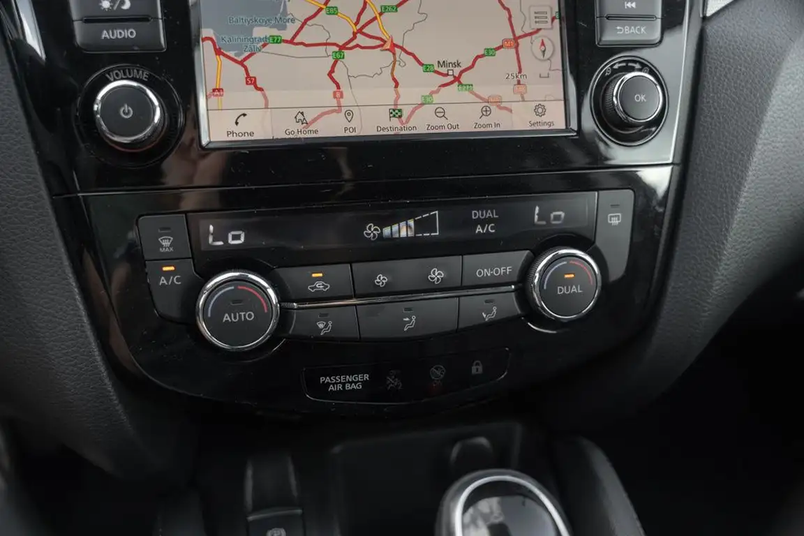 NISSAN QASHQAI