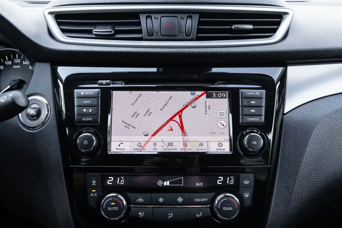 NISSAN QASHQAI