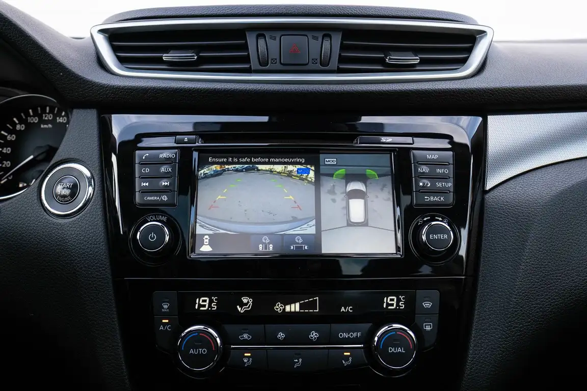 NISSAN QASHQAI