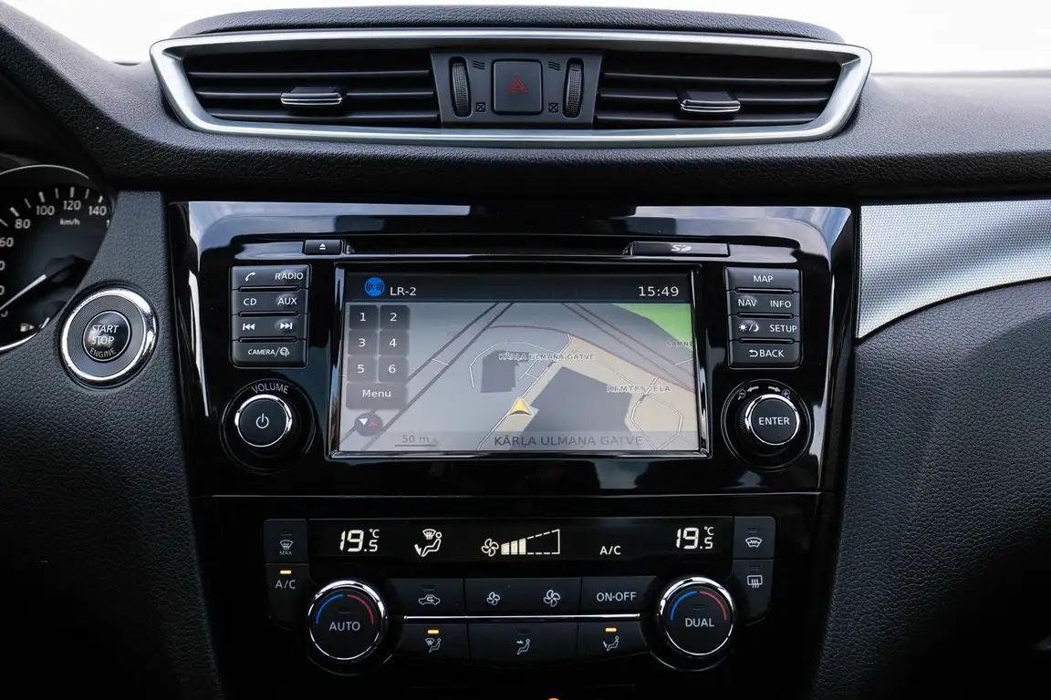 NISSAN QASHQAI