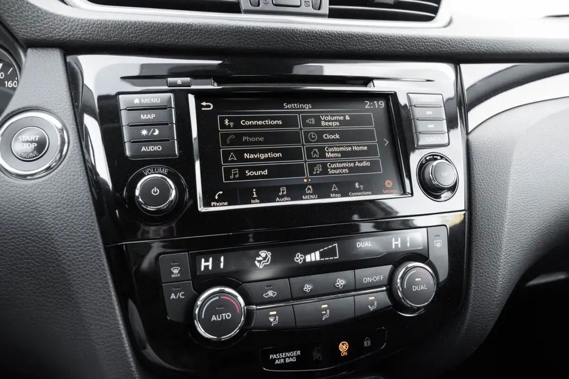 NISSAN QASHQAI
