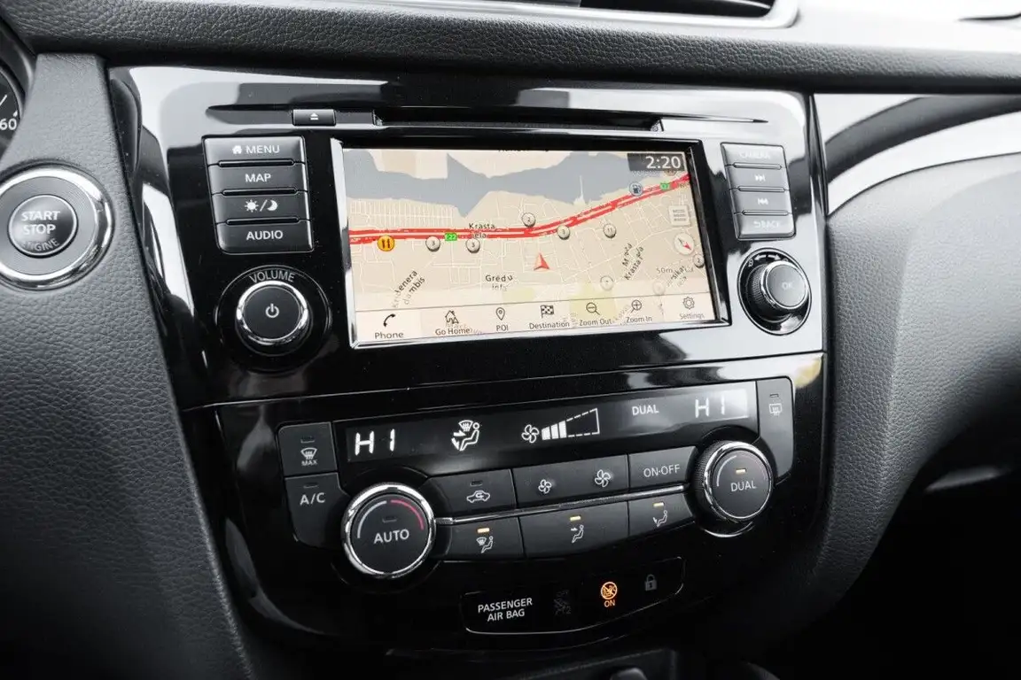 NISSAN QASHQAI
