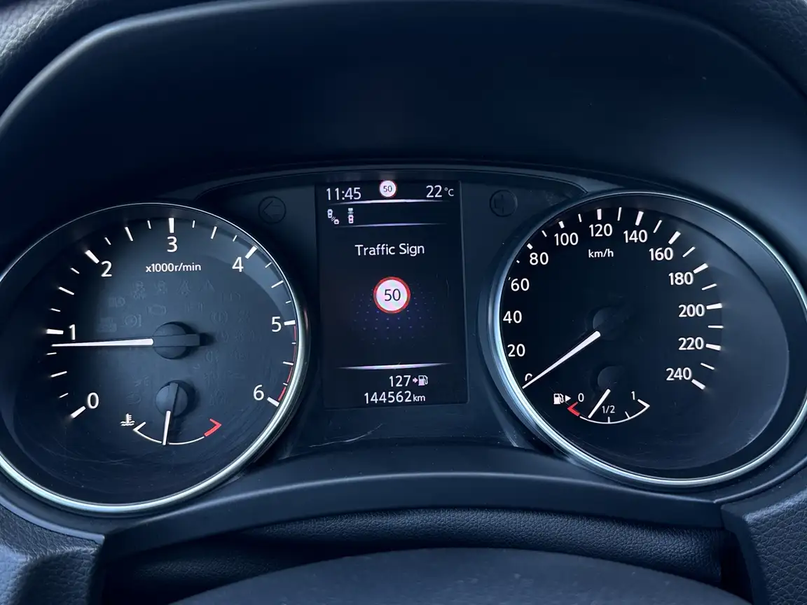 NISSAN QASHQAI