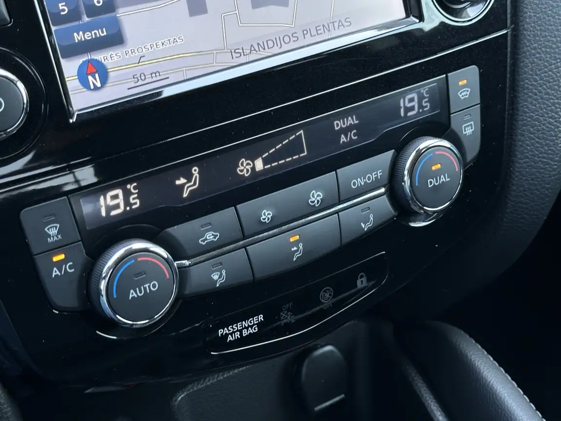 NISSAN QASHQAI
