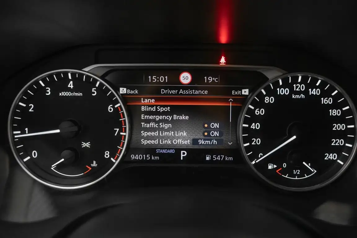 NISSAN QASHQAI