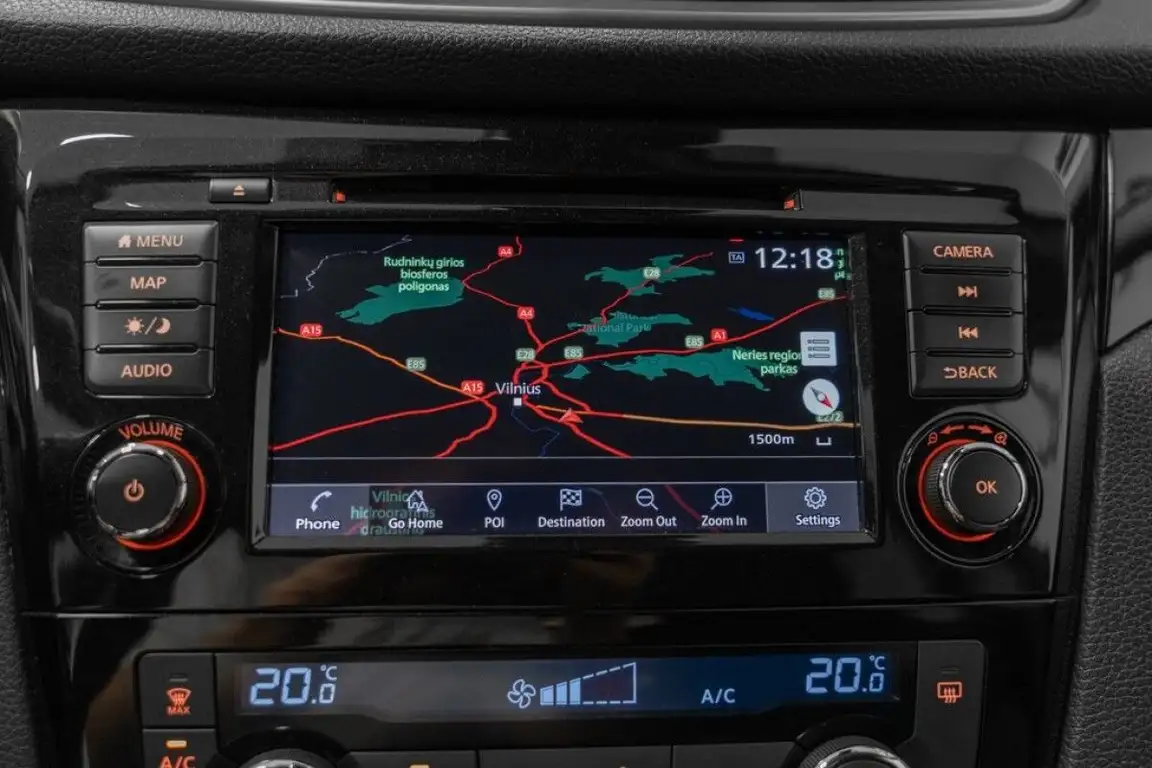 NISSAN QASHQAI