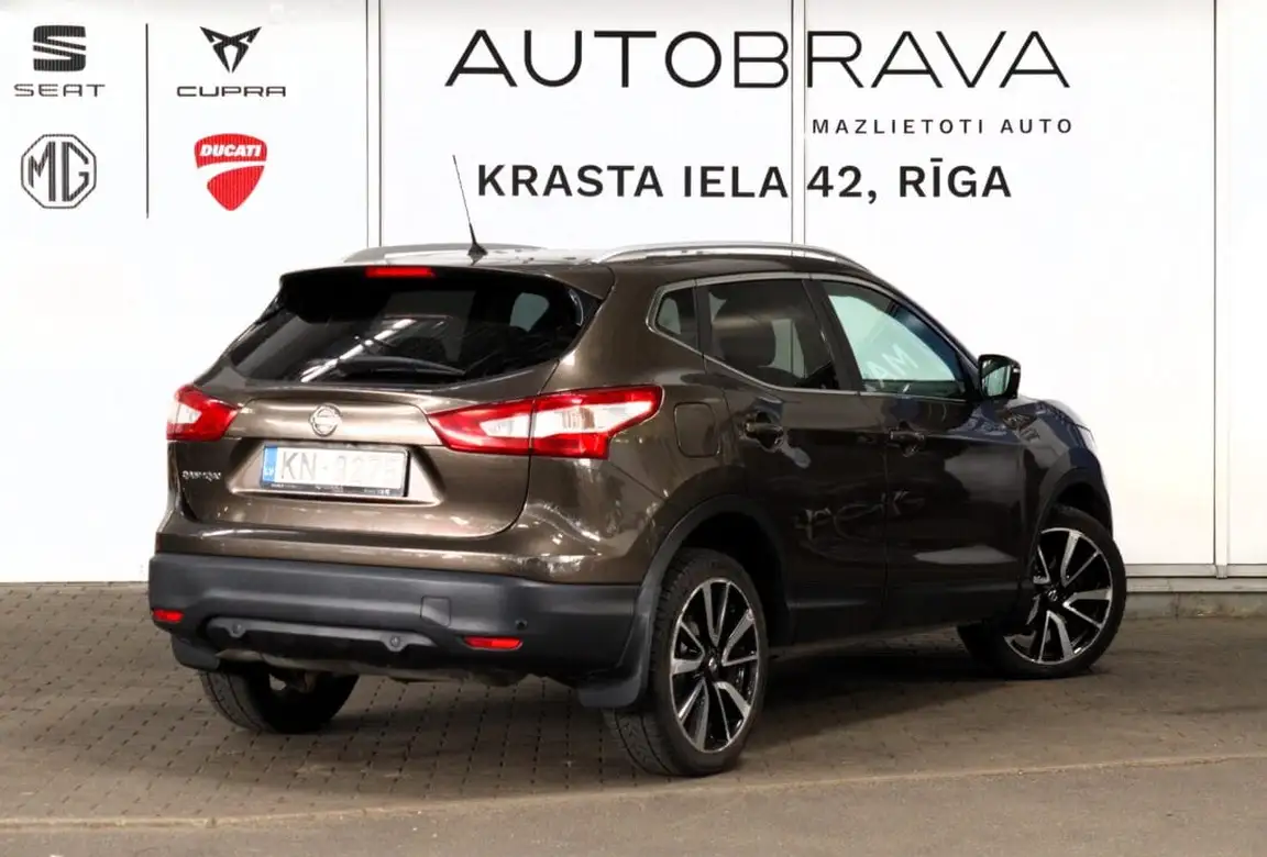 NISSAN QASHQAI