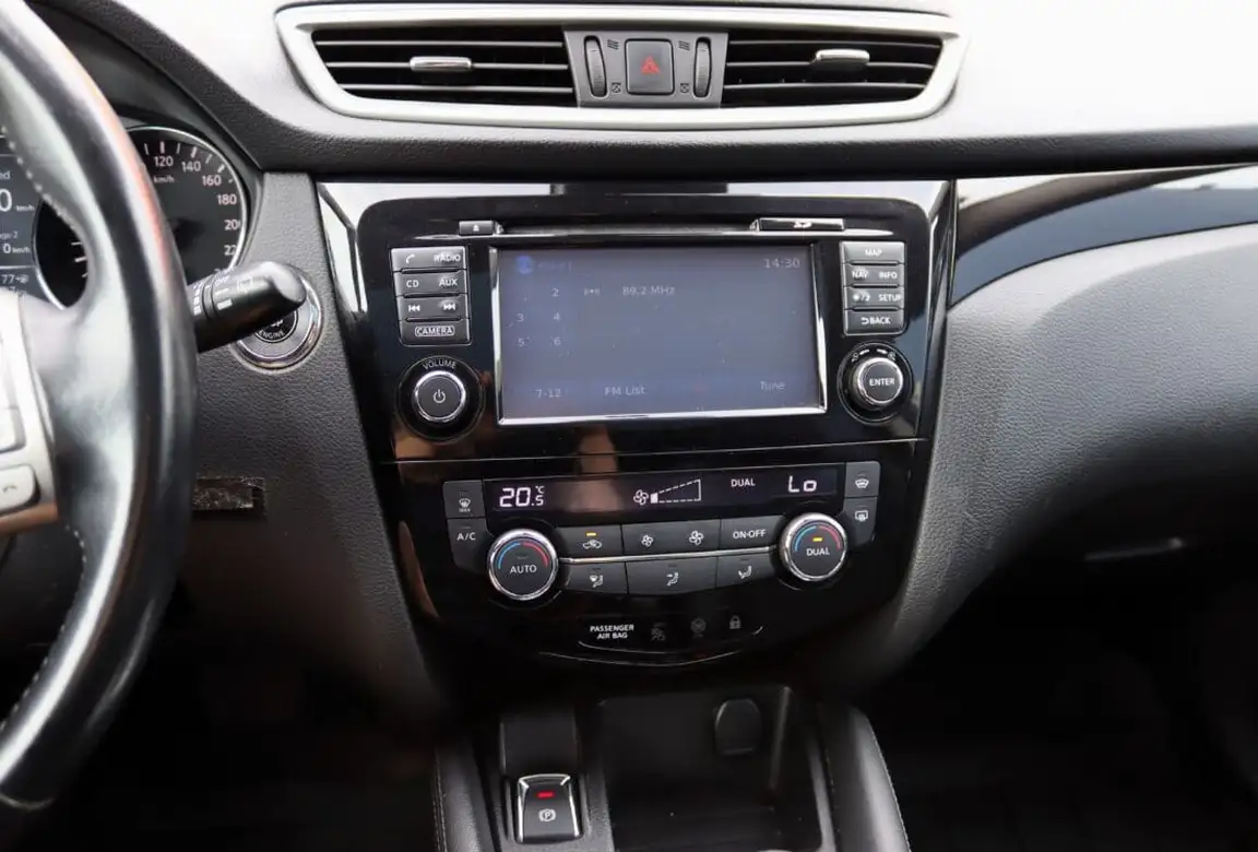 NISSAN QASHQAI