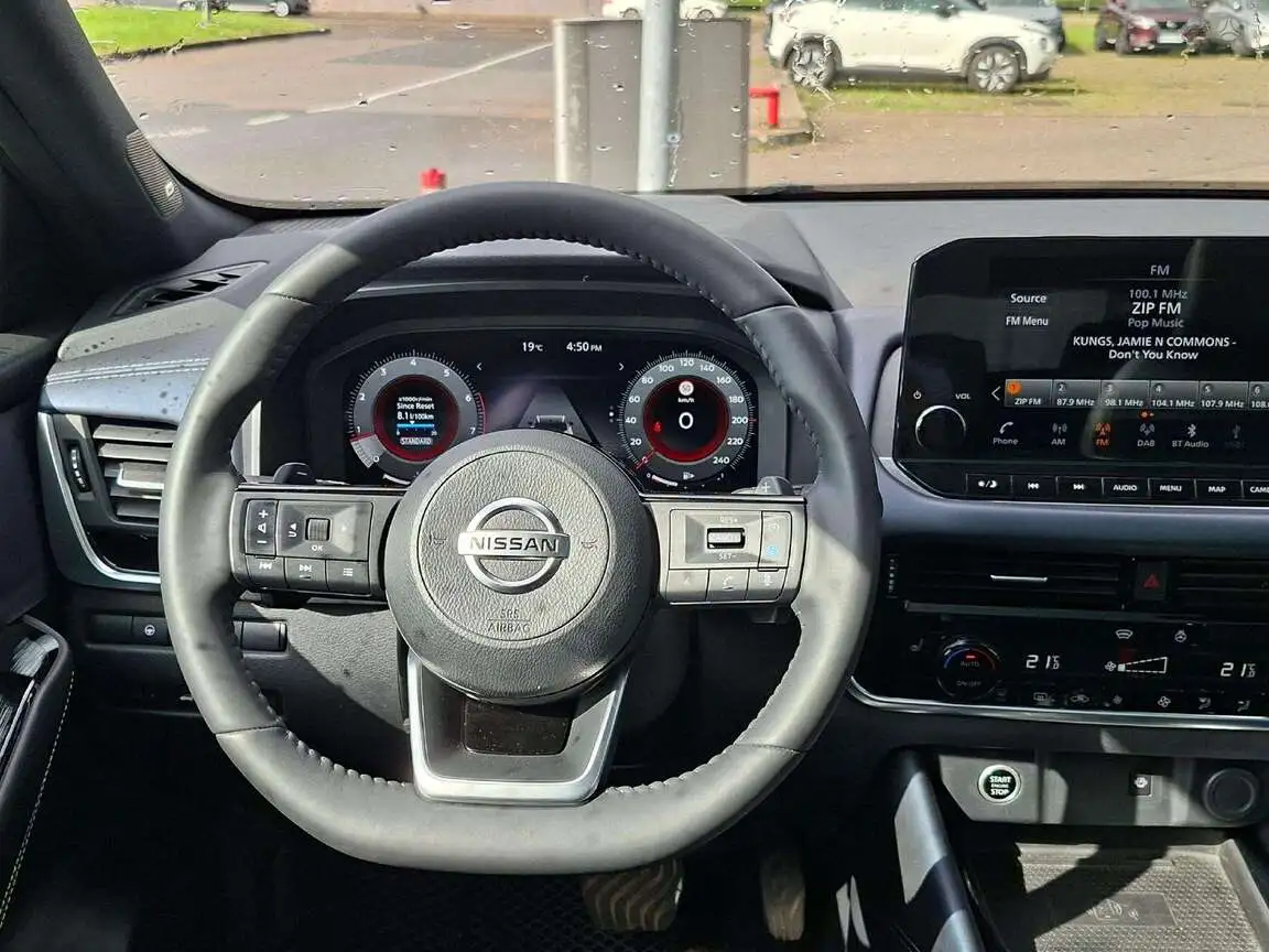 NISSAN QASHQAI
