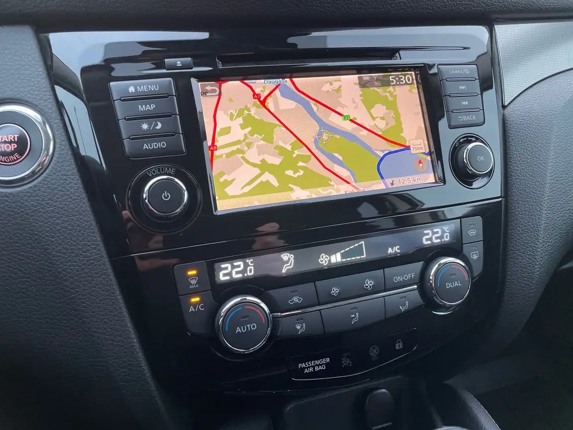 NISSAN QASHQAI