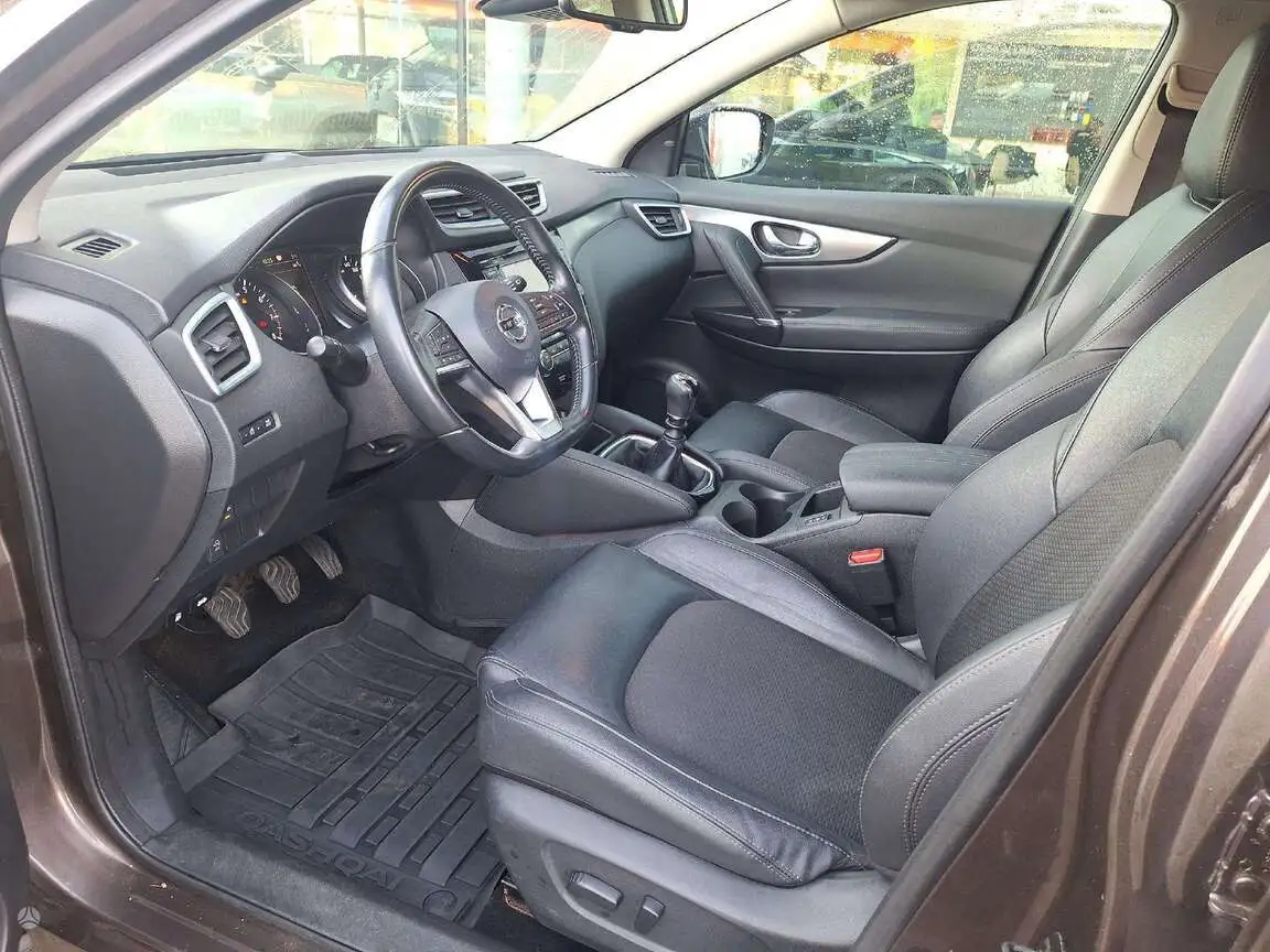 NISSAN QASHQAI