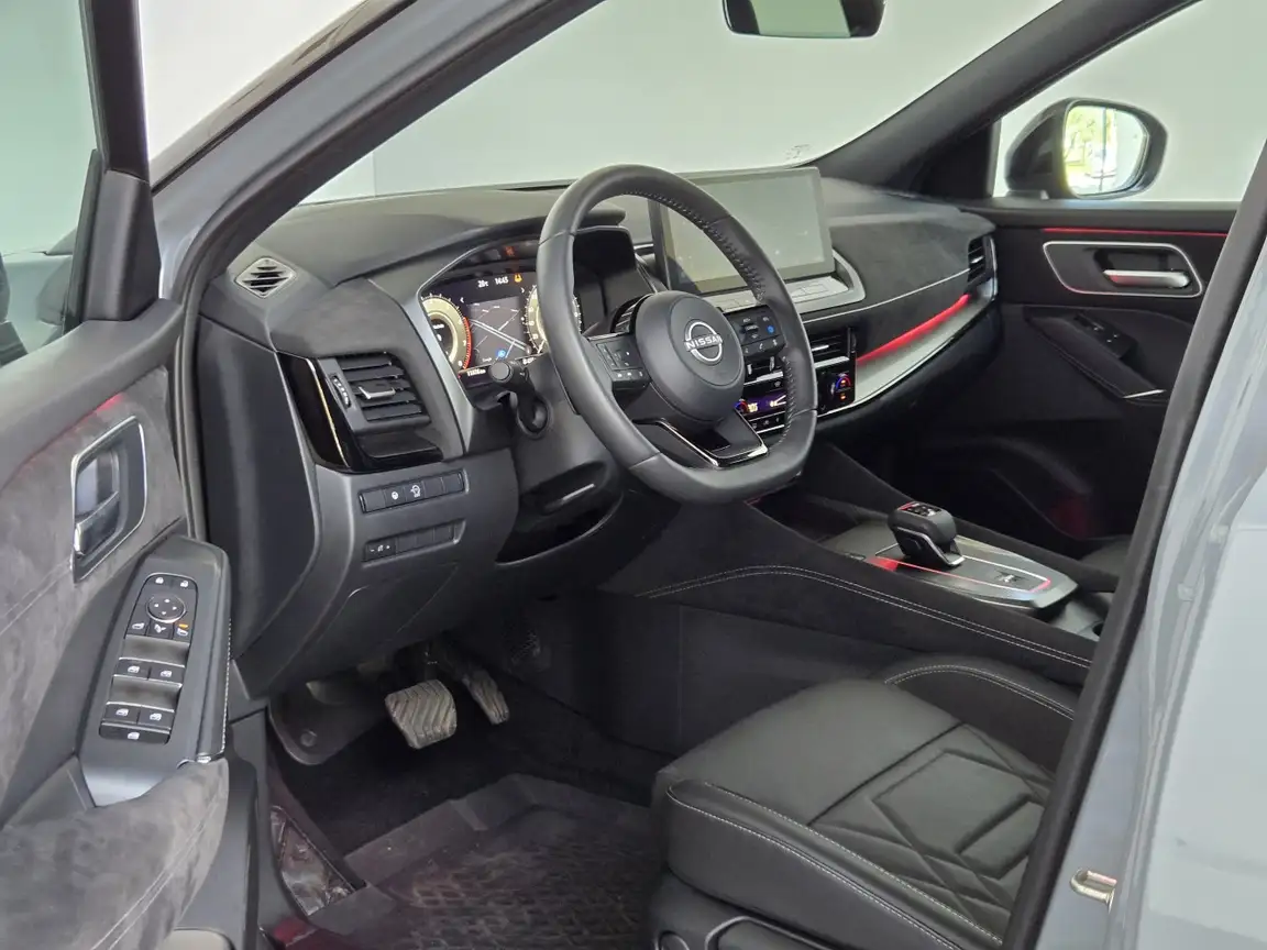 NISSAN QASHQAI