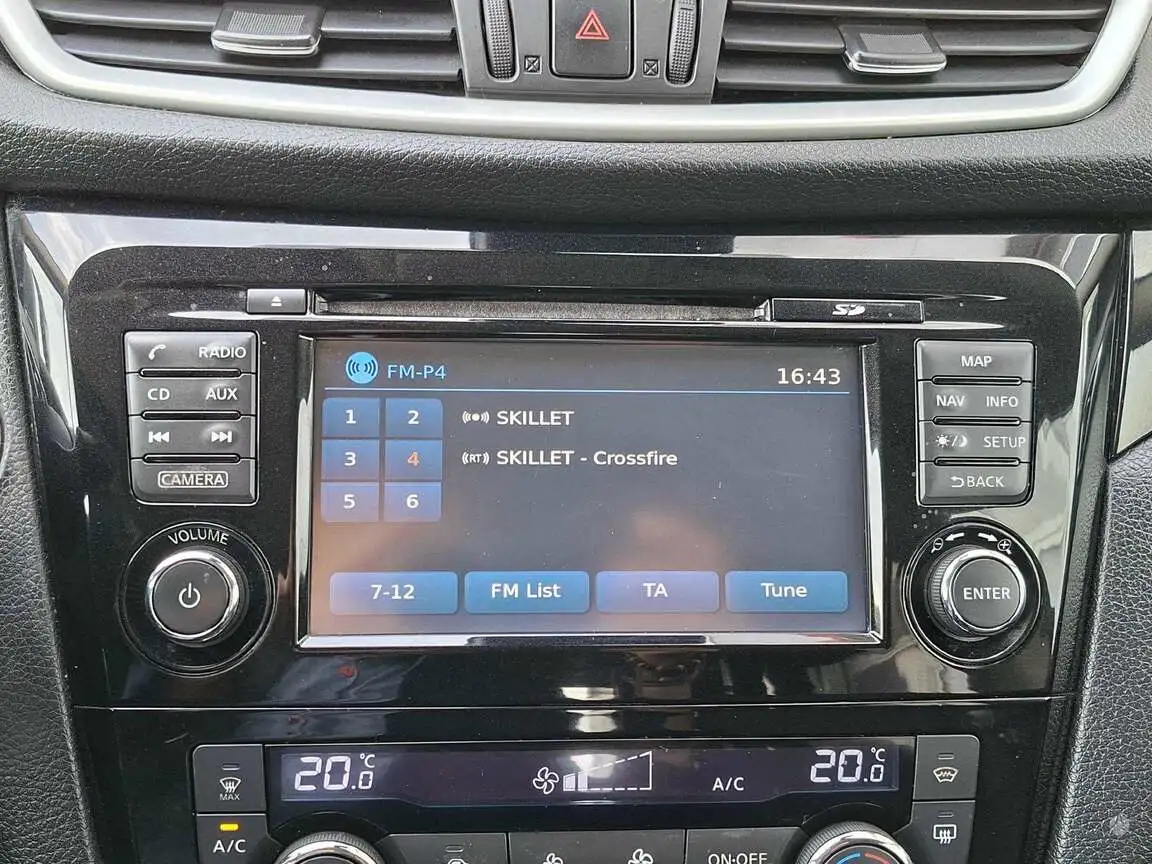 NISSAN QASHQAI