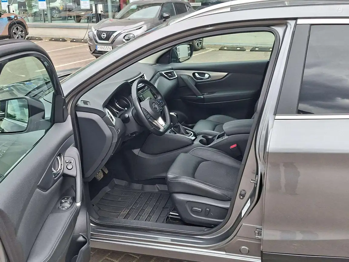 NISSAN QASHQAI