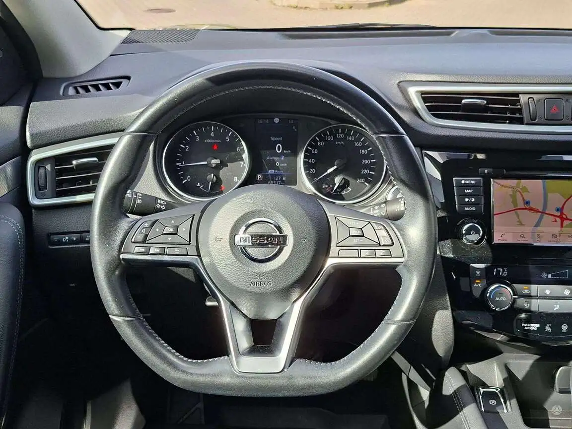 NISSAN QASHQAI