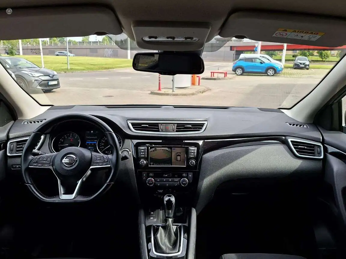 NISSAN QASHQAI